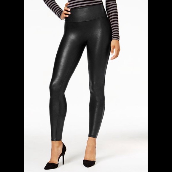 NEW WITH TAGS! Spanx Faux leather leggings black s - Picture 4 of 8